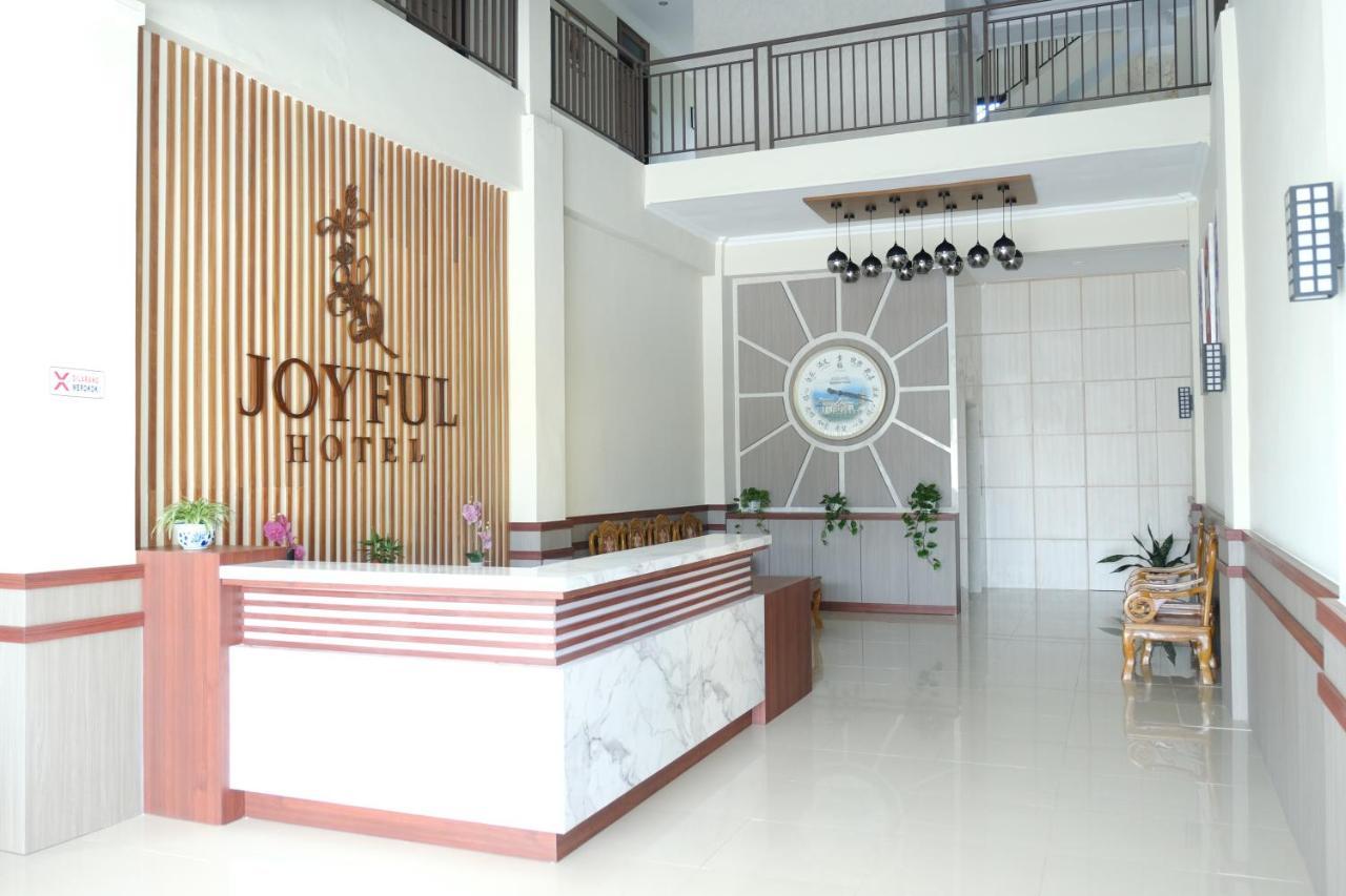Joyful Hotel 탄중판단 외부 사진